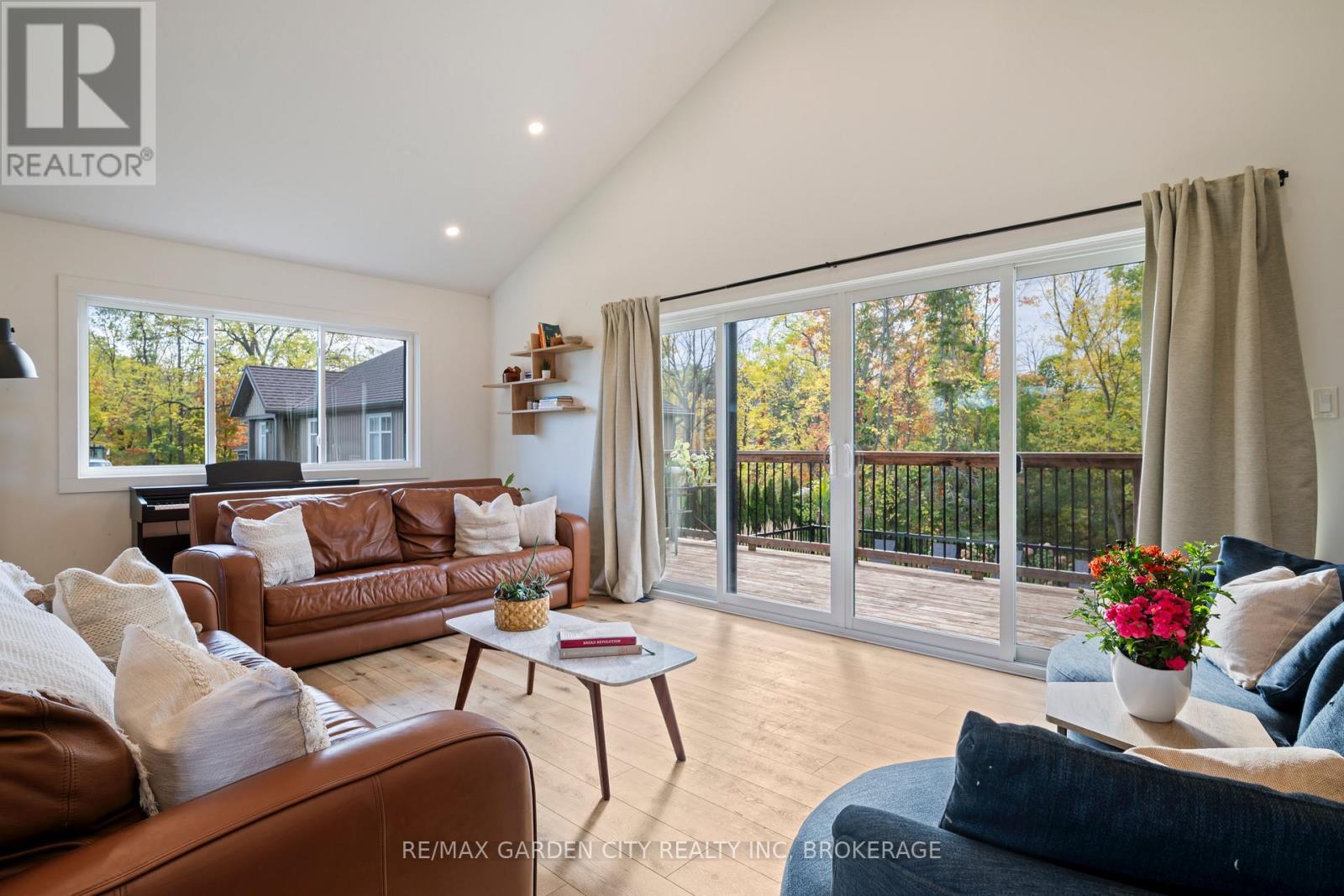 4110 13th Street, Lincoln, Ontario  L0R 1S0 - Photo 7 - X12468227