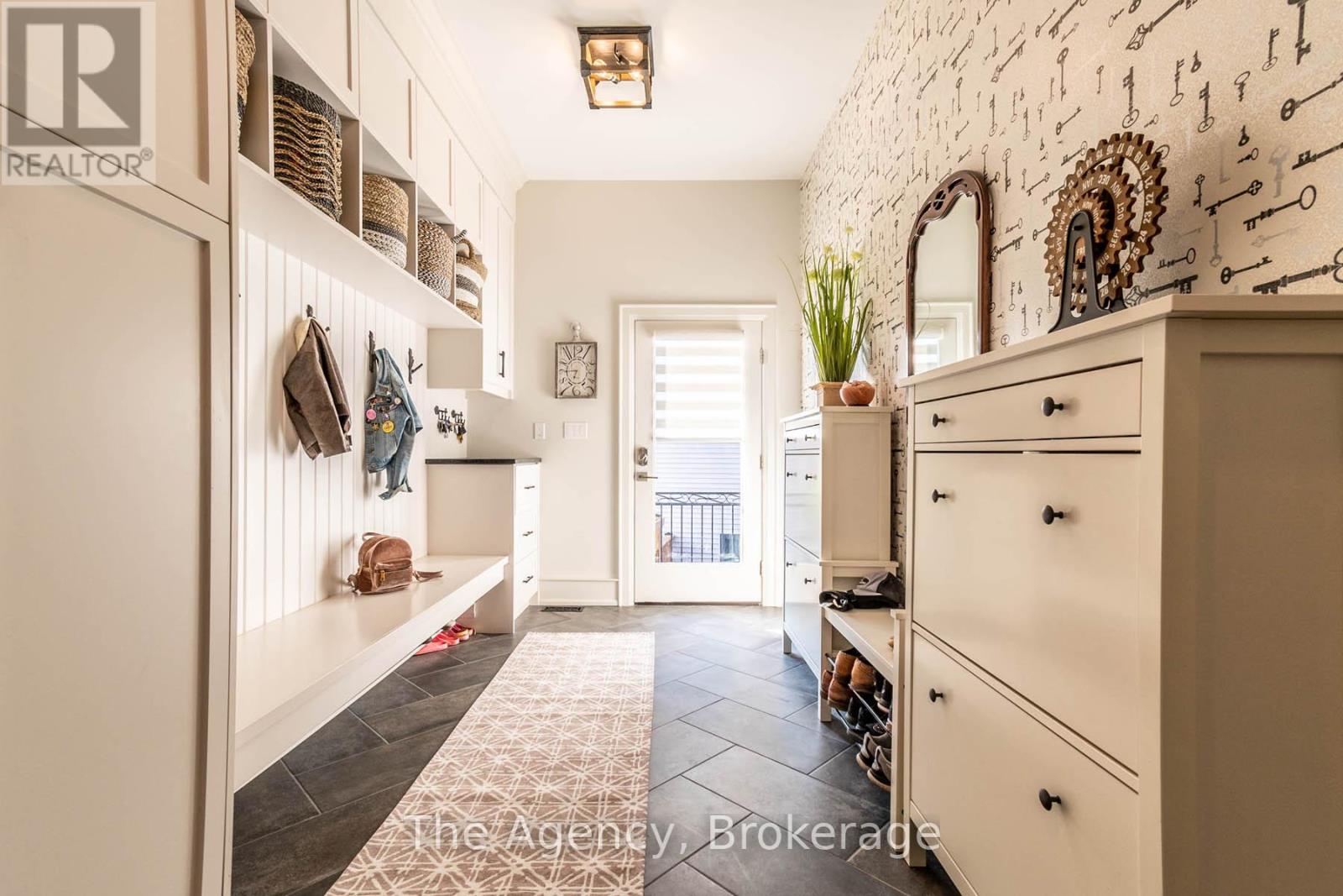 119 Willowbrook Drive, Welland, Ontario  L3C 0G2 - Photo 17 - X12468883