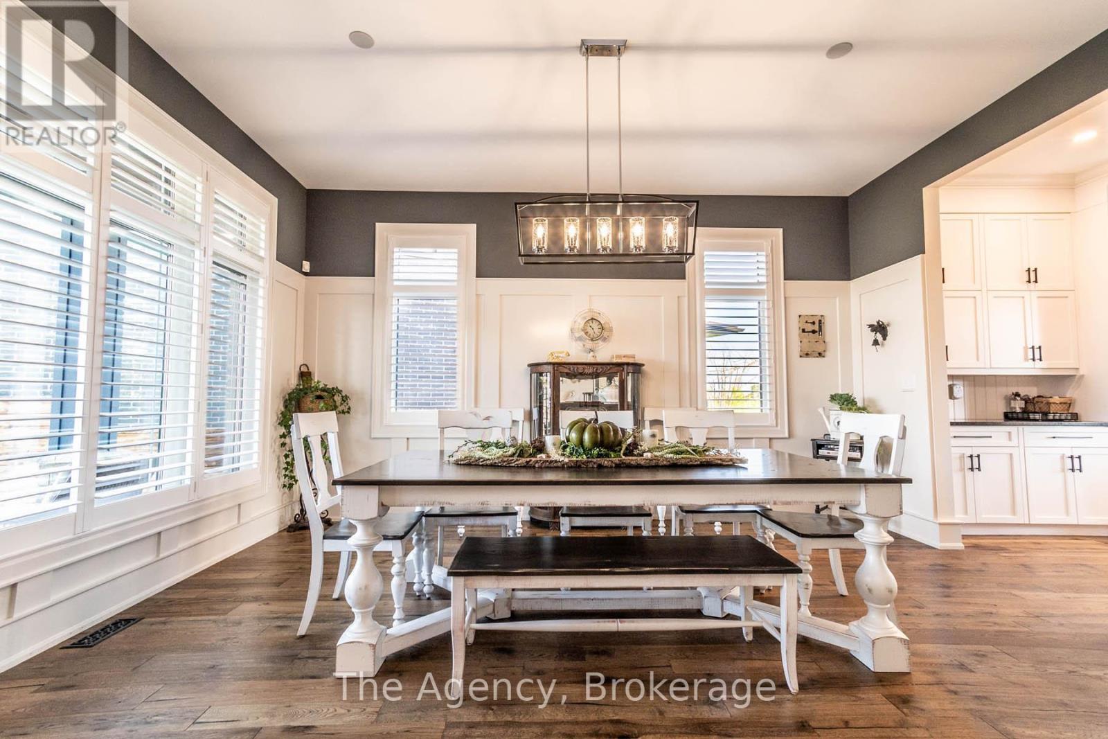 119 Willowbrook Drive, Welland, Ontario  L3C 0G2 - Photo 4 - X12468883