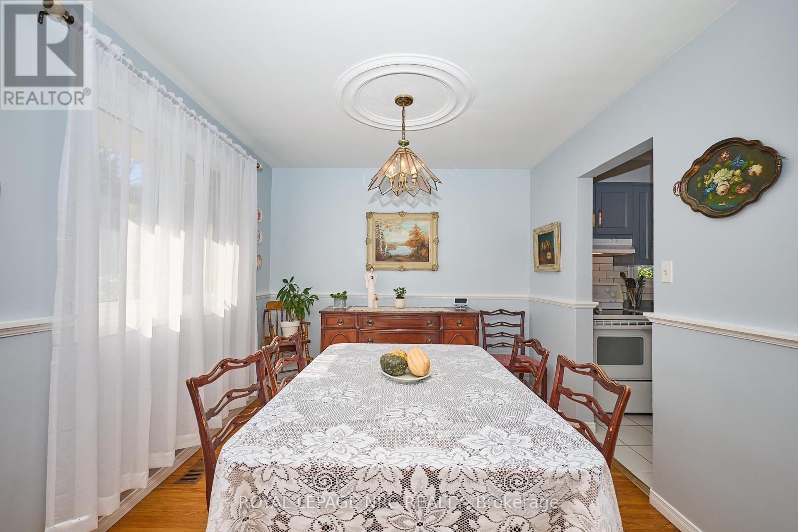 73 Roehampton Avenue, St. Catharines, Ontario  L2M 6B7 - Photo 16 - X12469466