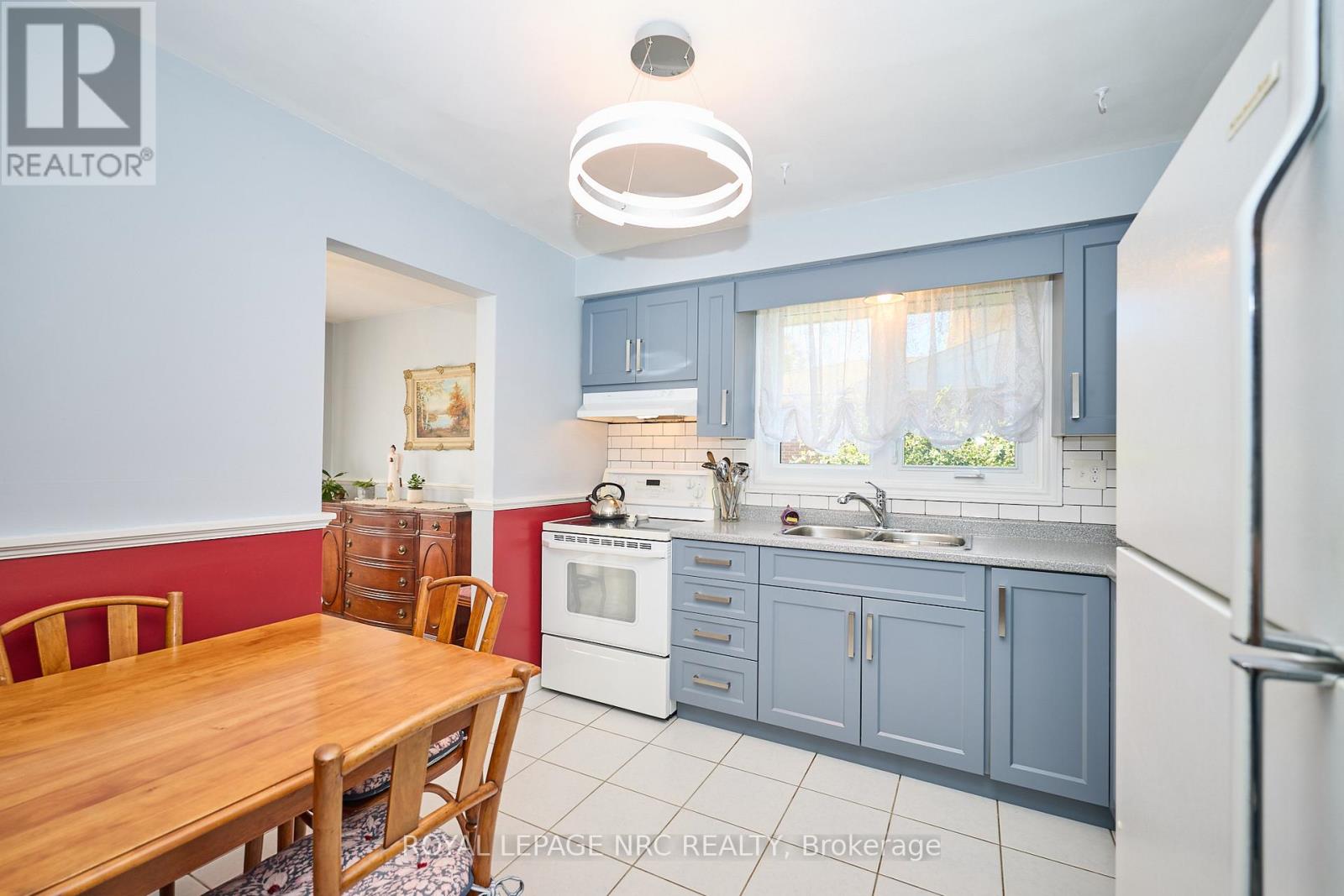 73 Roehampton Avenue, St. Catharines, Ontario  L2M 6B7 - Photo 20 - X12469466