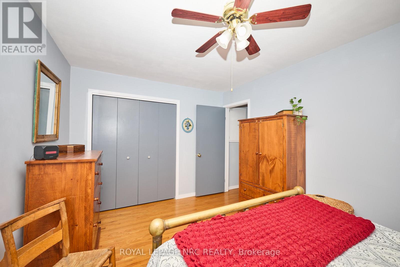 73 Roehampton Avenue, St. Catharines, Ontario  L2M 6B7 - Photo 28 - X12469466