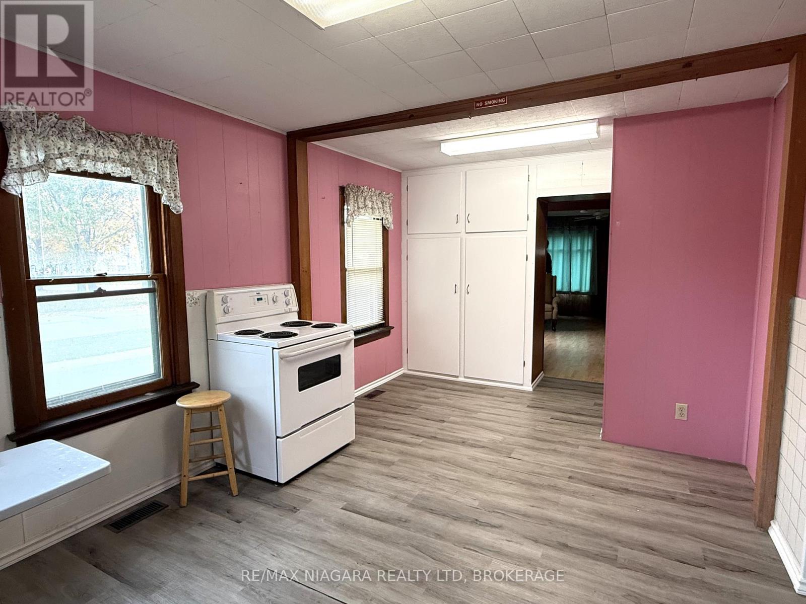 59 Radford Avenue, Fort Erie, Ontario  L2A 5H7 - Photo 10 - X12469770