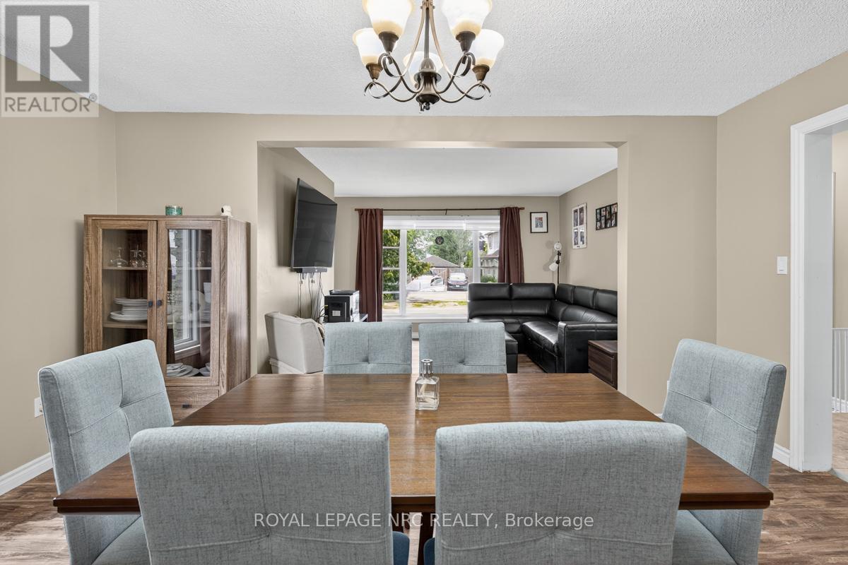 56 Santone Avenue, Welland, Ontario  L3C 2J4 - Photo 21 - X12469809