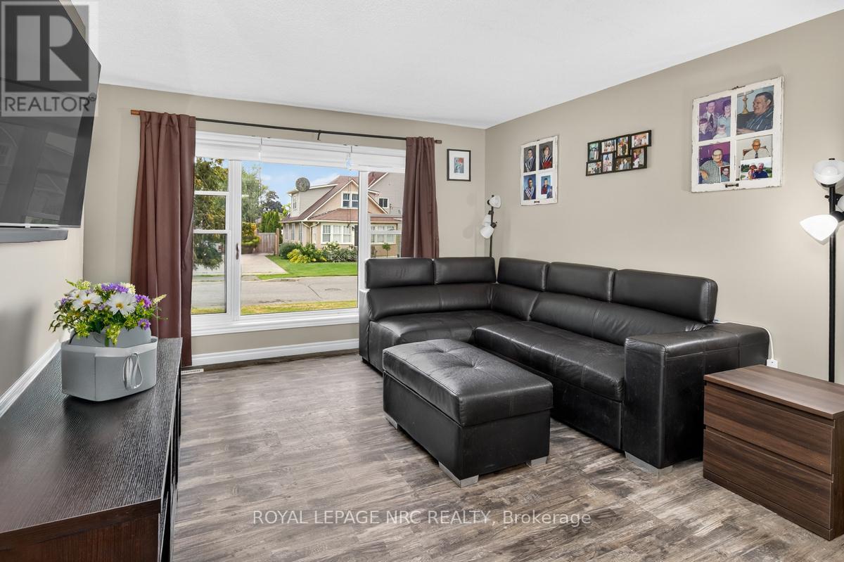 56 Santone Avenue, Welland, Ontario  L3C 2J4 - Photo 22 - X12469809