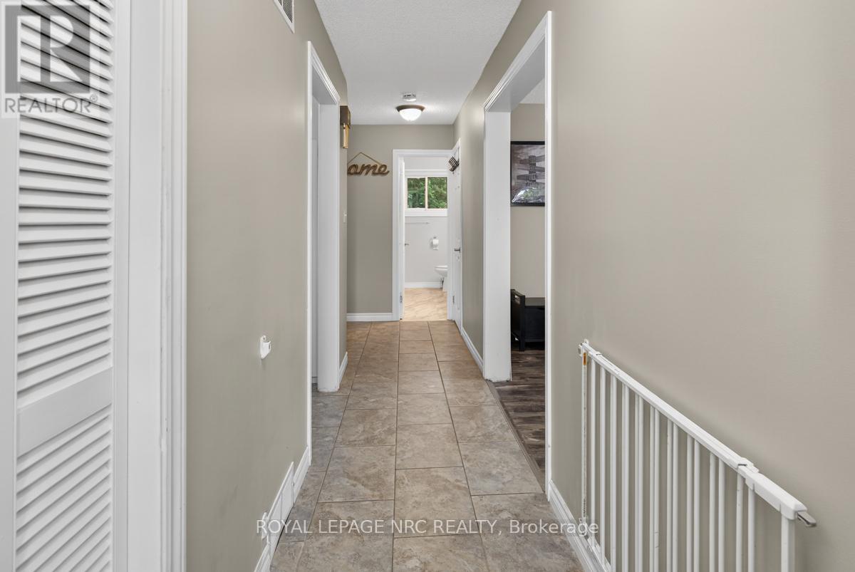 56 Santone Avenue, Welland, Ontario  L3C 2J4 - Photo 30 - X12469809