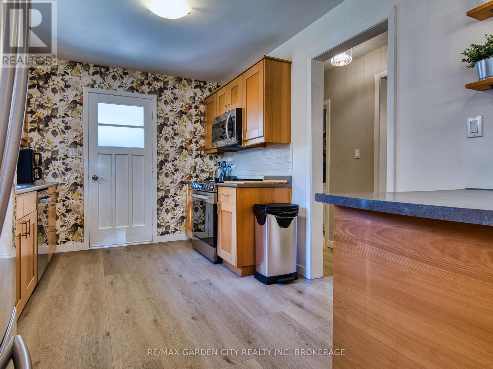 3563 Harvard Avenue, Niagara Falls, Ontario  L2J 3C6 - Photo 20 - X12469857