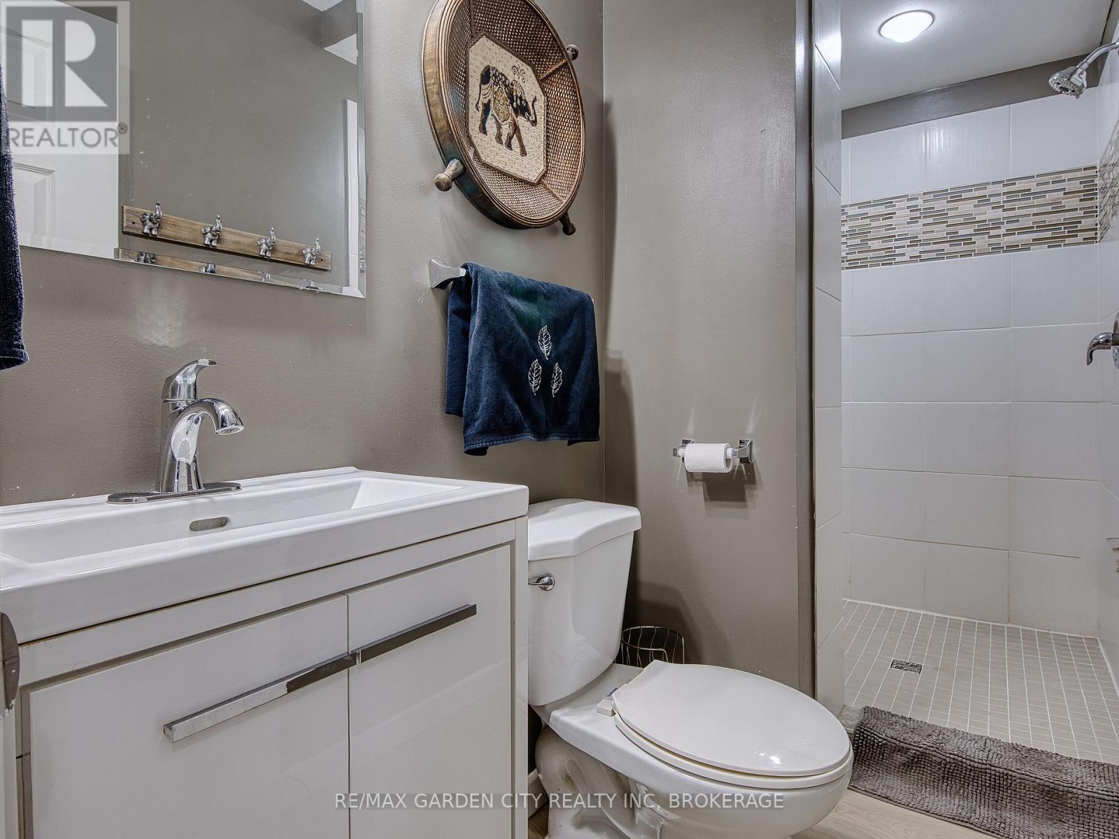 3563 Harvard Avenue, Niagara Falls, Ontario  L2J 3C6 - Photo 36 - X12469857