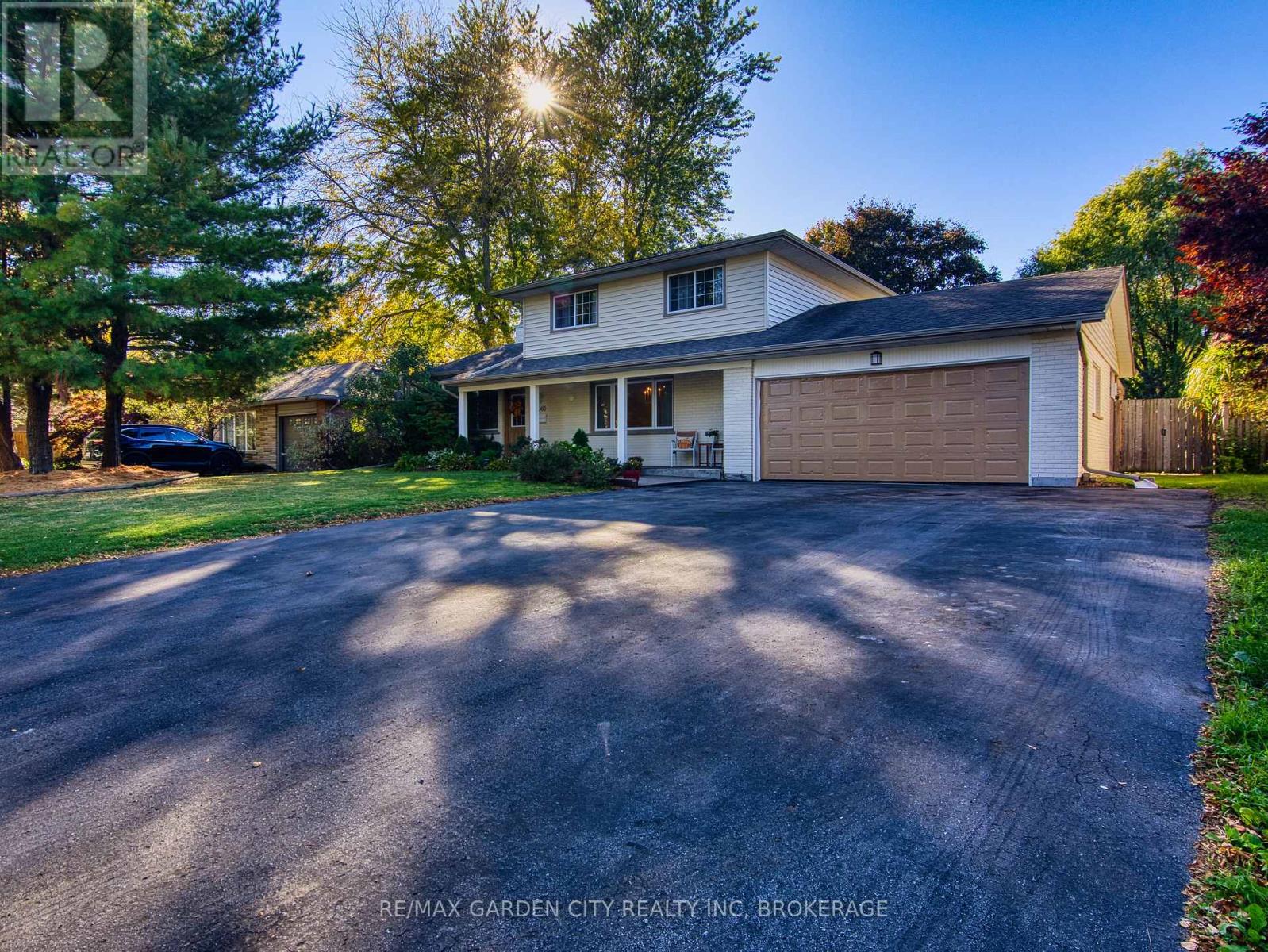 3563 Harvard Avenue, Niagara Falls, Ontario  L2J 3C6 - Photo 4 - X12469857