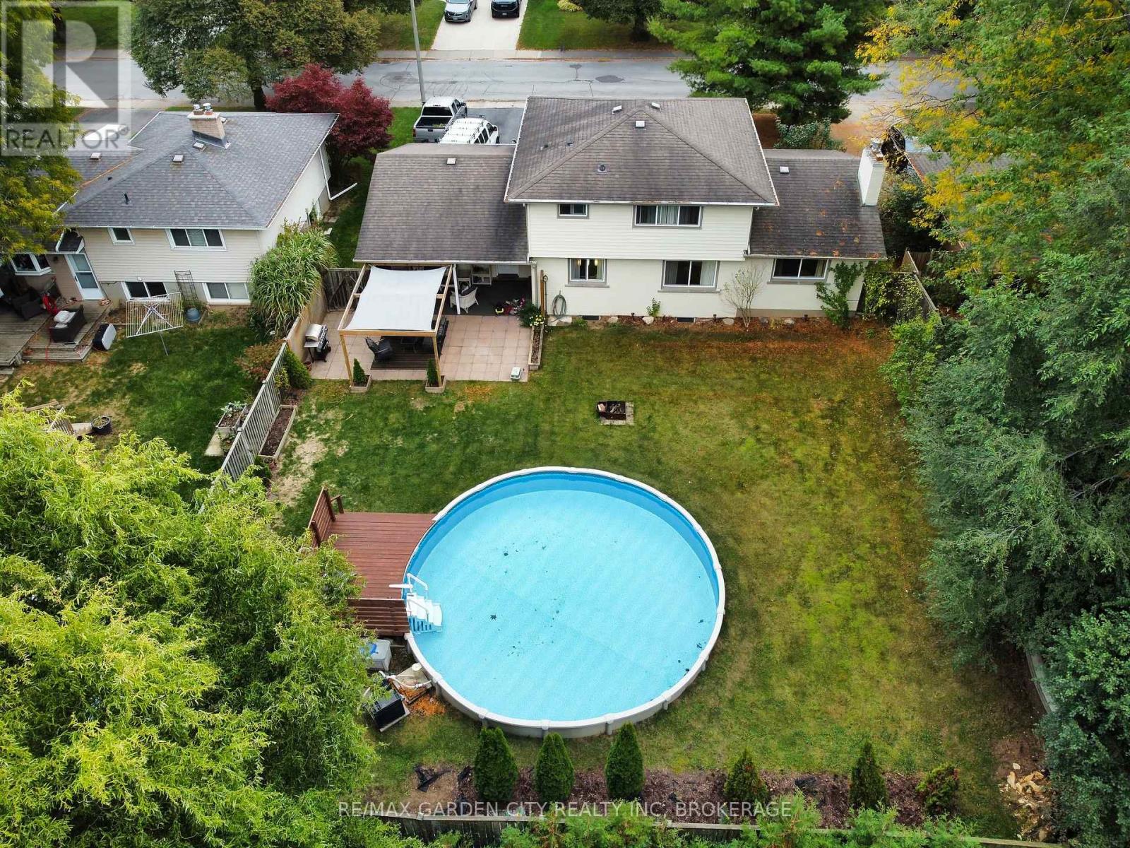 3563 Harvard Avenue, Niagara Falls, Ontario  L2J 3C6 - Photo 7 - X12469857