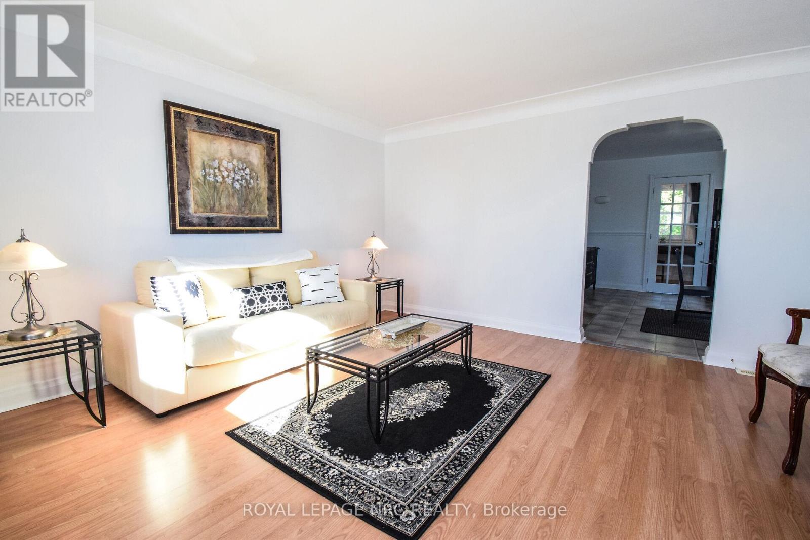 5367 Kitchener Street, Niagara Falls, Ontario  L2G 1B6 - Photo 36 - X12470099