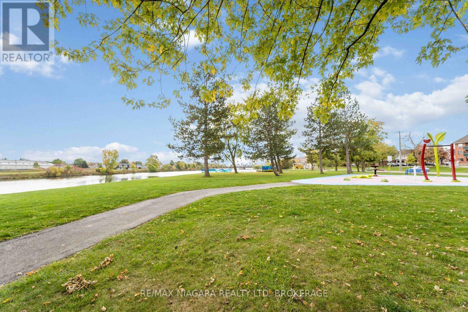 7 - 35 Nova Crescent, Welland, Ontario  L3C 6P8 - Photo 32 - X12470199