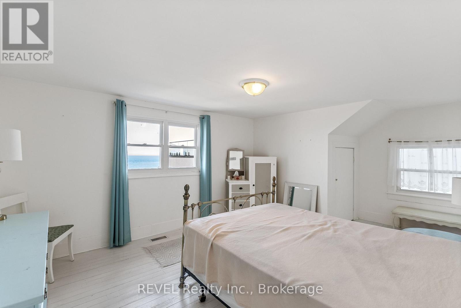 3819 Terrace Lane, Fort Erie, Ontario  L0S 1B0 - Photo 26 - X12472347