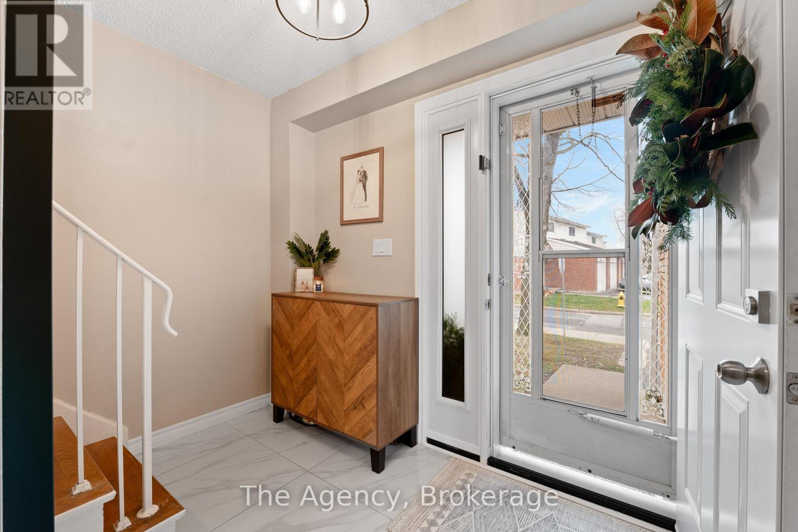 42 - 286 Cushman Road, St. Catharines, Ontario  L2M 7X7 - Photo 5 - X12472378