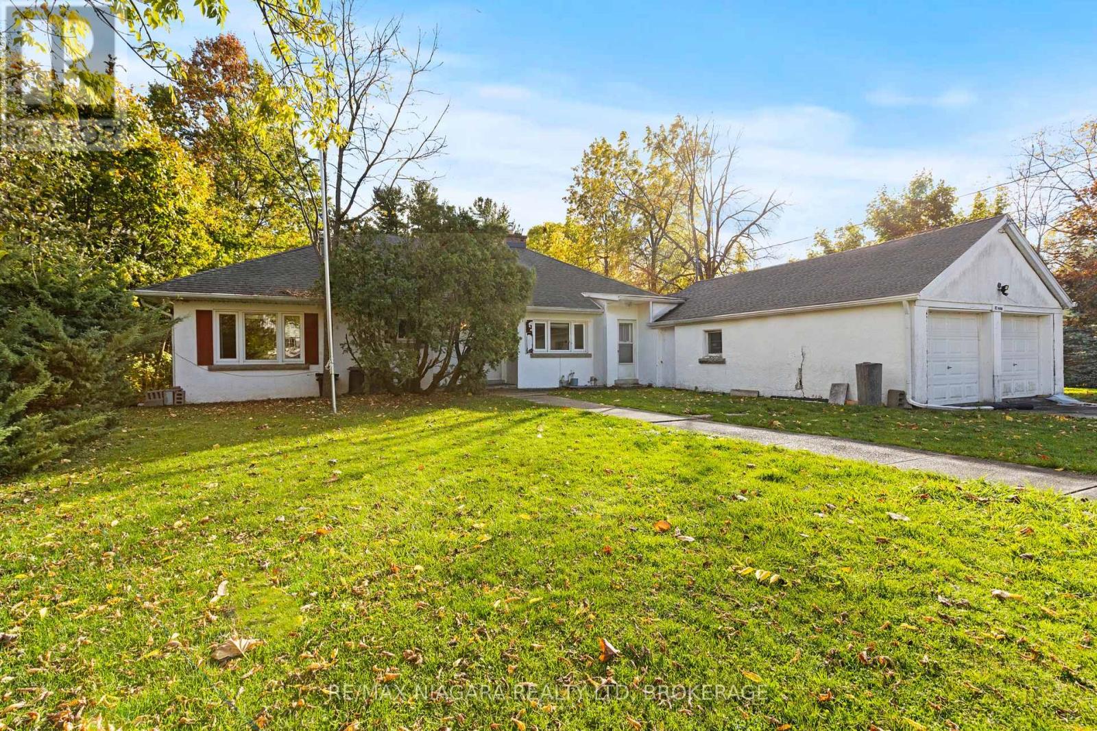 87 Fitch Street, Welland, Ontario  L3C 4V3 - Photo 2 - X12473584