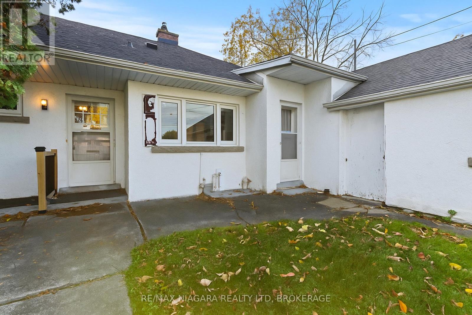 87 Fitch Street, Welland, Ontario  L3C 4V3 - Photo 5 - X12473584