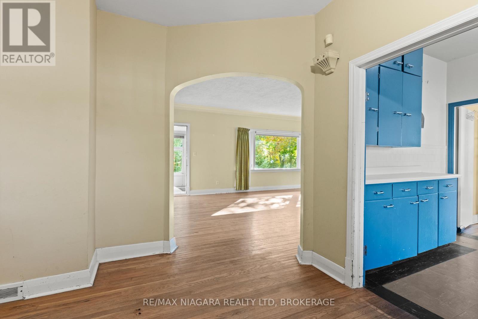 87 Fitch Street, Welland, Ontario  L3C 4V3 - Photo 7 - X12473584