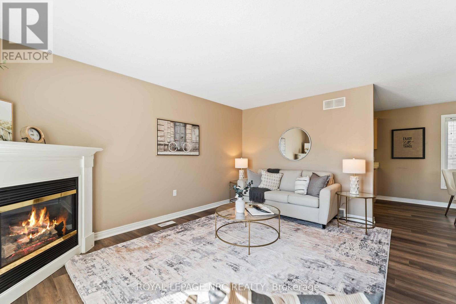 3900 Rainbow Lane, Lincoln, Ontario  L0R 2C0 - Photo 5 - X12474018