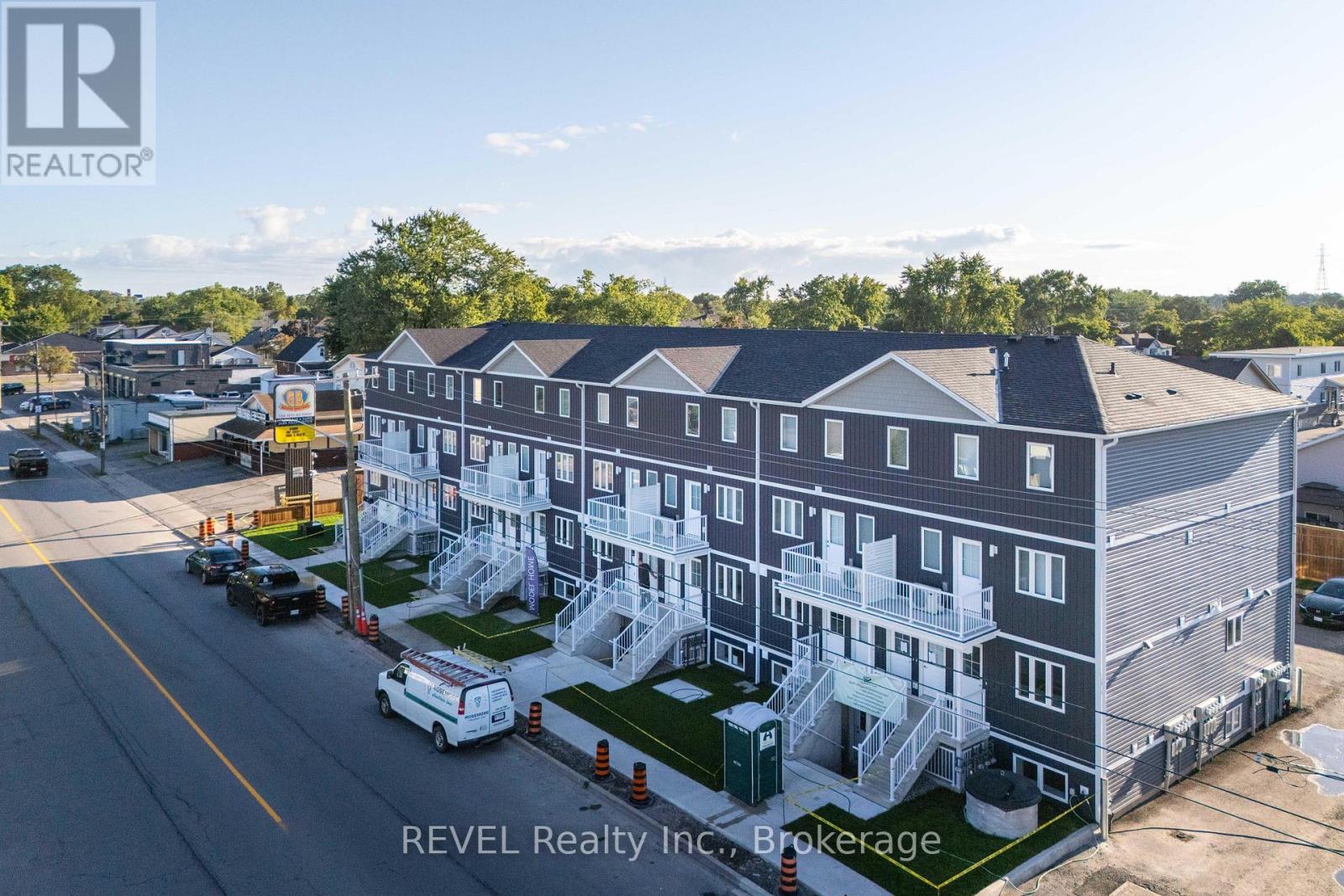 34 - 35 SOUTHWORTH STREET N, Welland, Ontario