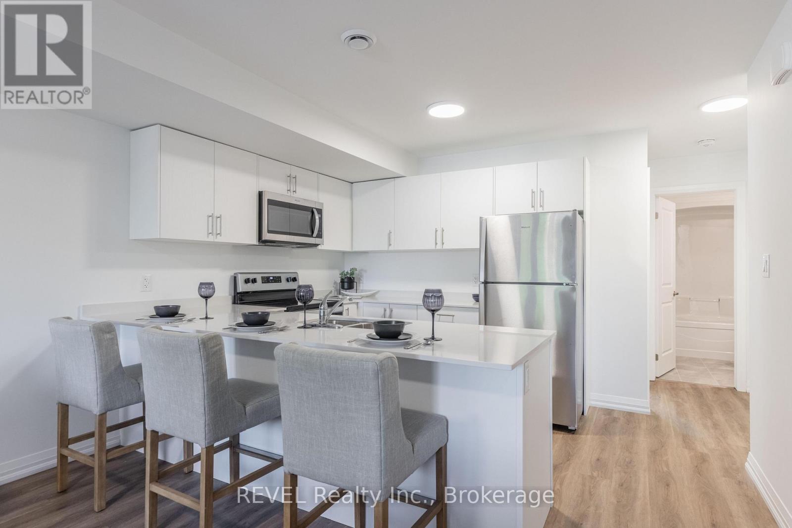 34 - 35 Southworth Street N, Welland, Ontario  L3B 1X8 - Photo 10 - X12474077