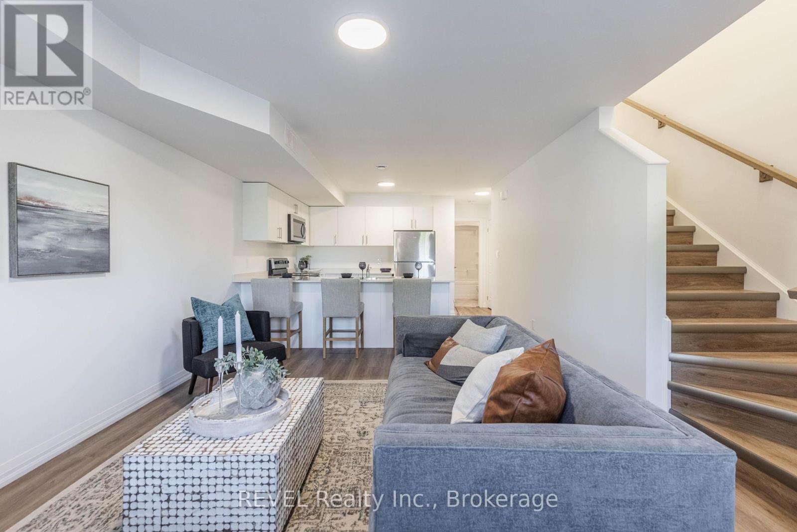 34 - 35 Southworth Street N, Welland, Ontario  L3B 1X8 - Photo 12 - X12474077