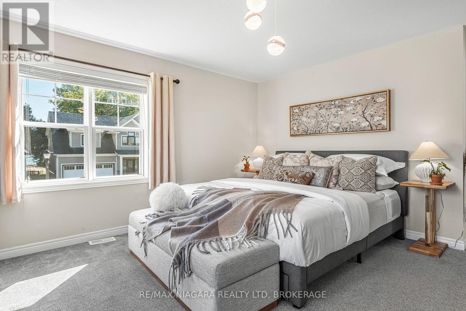 750 Lakeshore Road, Fort Erie, Ontario  L2A 0B4 - Photo 16 - X12474162