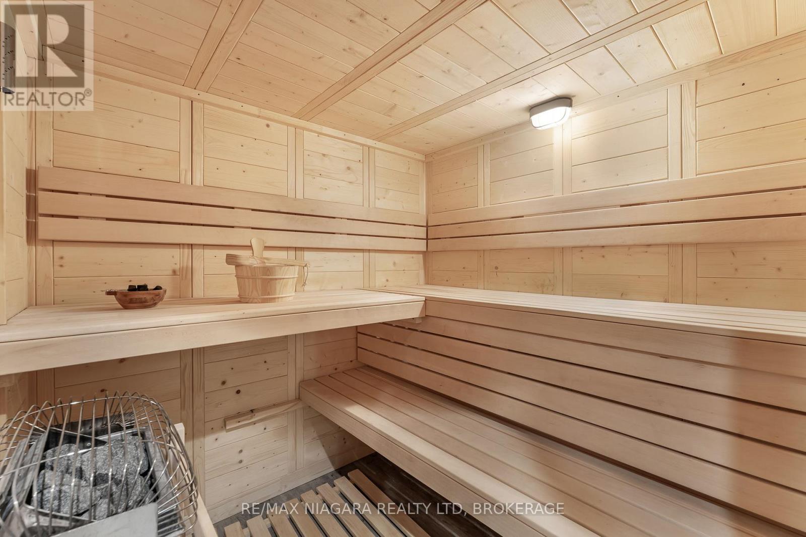 750 Lakeshore Road, Fort Erie, Ontario  L2A 0B4 - Photo 25 - X12474162