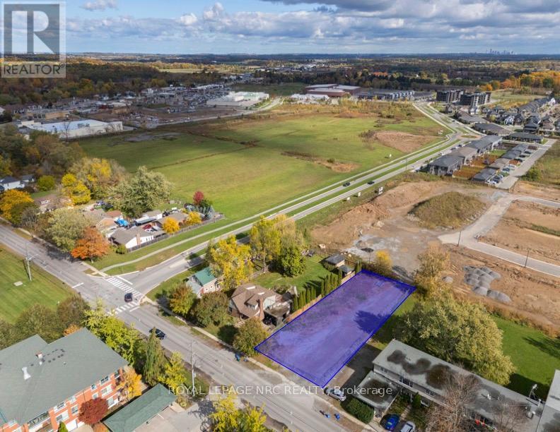 1395 STATION STREET, Pelham, Ontario