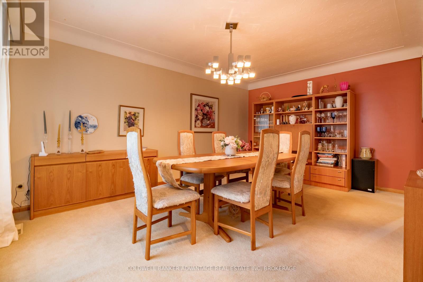 17 Wardrope Avenue, Hamilton, Ontario  L8G 1R9 - Photo 10 - X12475551