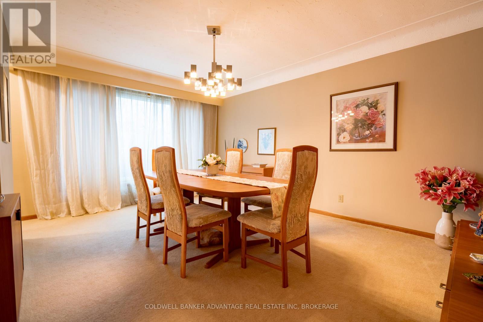 17 Wardrope Avenue, Hamilton, Ontario  L8G 1R9 - Photo 11 - X12475551