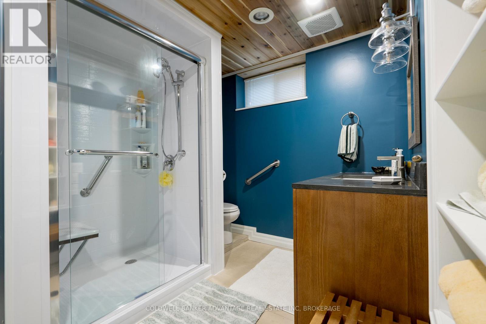 17 Wardrope Avenue, Hamilton, Ontario  L8G 1R9 - Photo 24 - X12475551