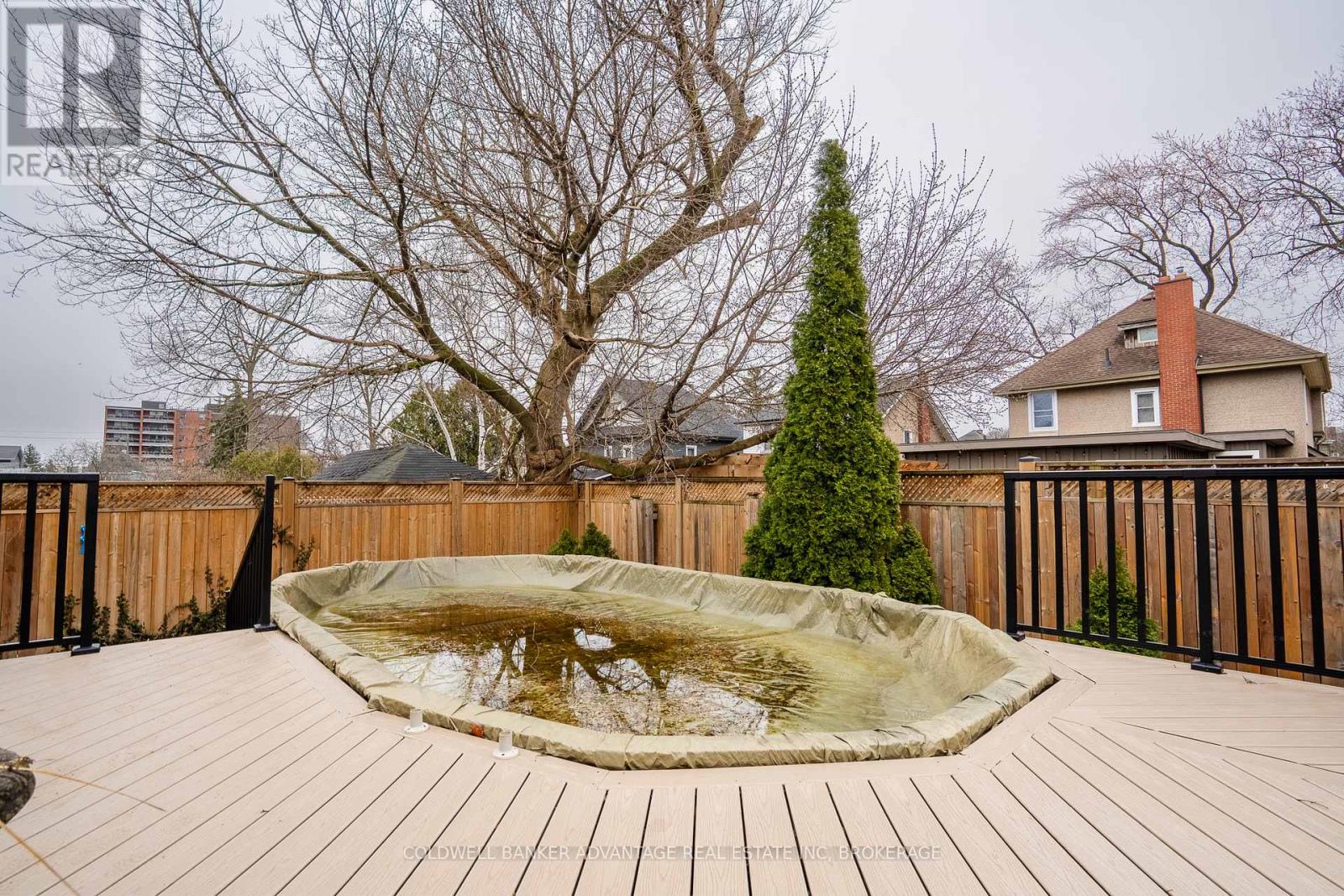 17 Wardrope Avenue, Hamilton, Ontario  L8G 1R9 - Photo 32 - X12475551