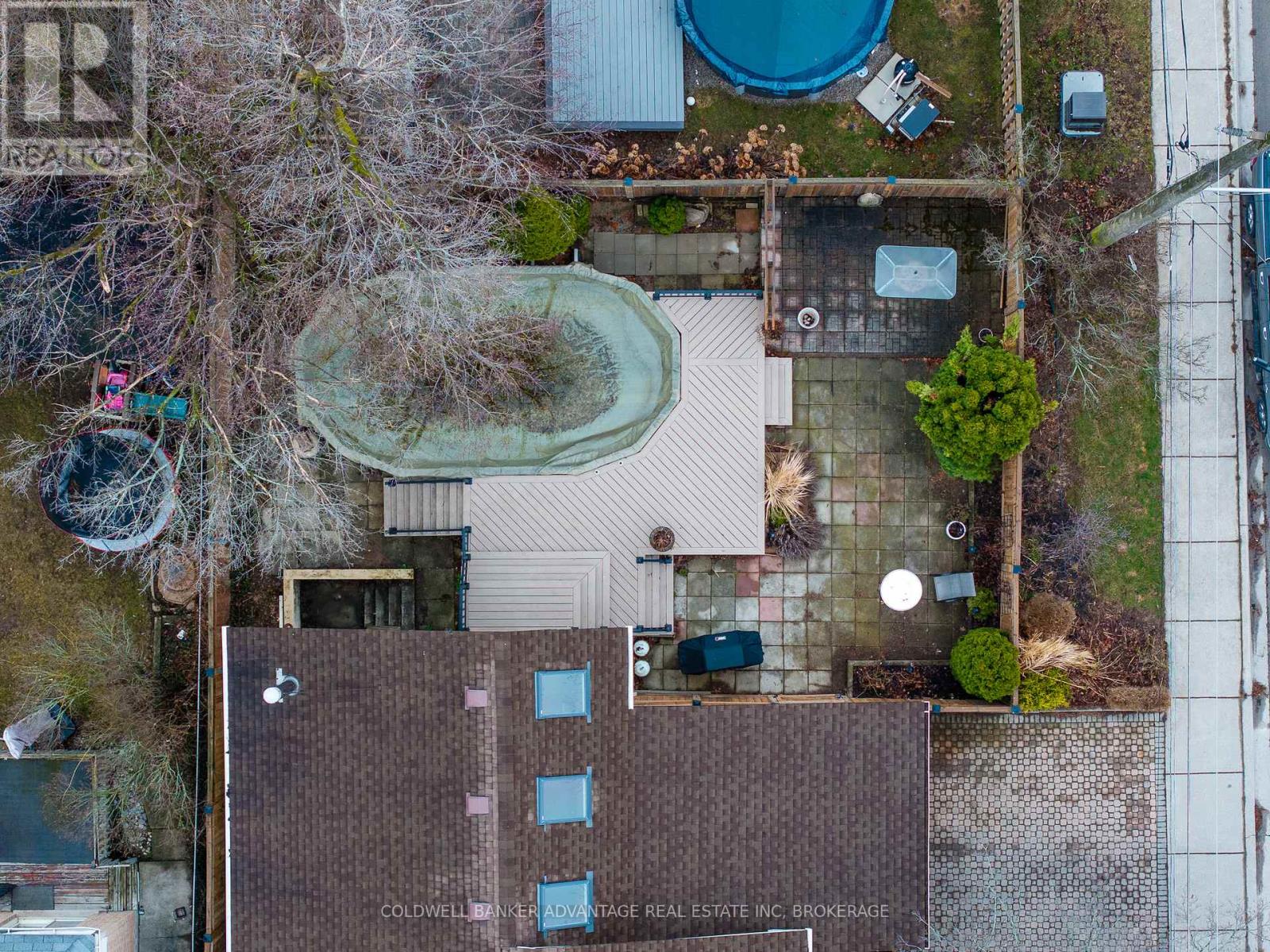 17 Wardrope Avenue, Hamilton, Ontario  L8G 1R9 - Photo 34 - X12475551