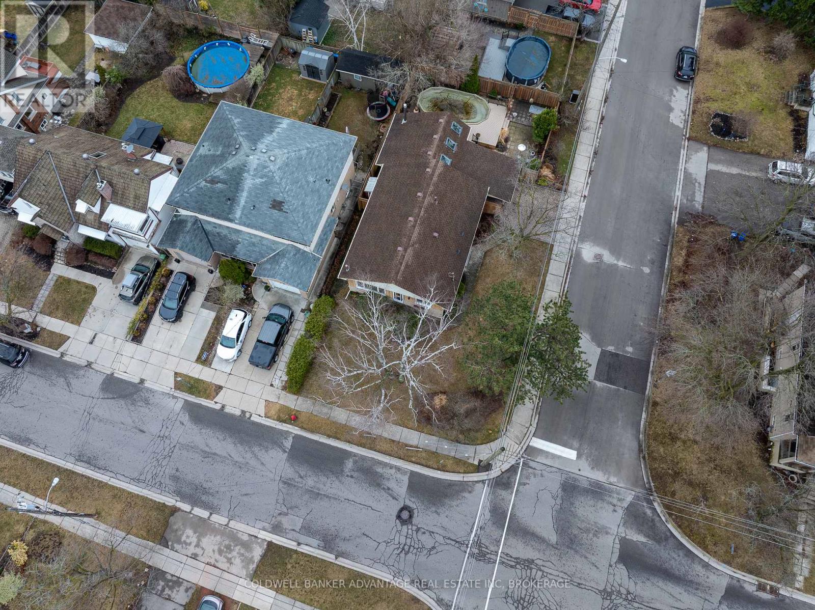 17 Wardrope Avenue, Hamilton, Ontario  L8G 1R9 - Photo 35 - X12475551