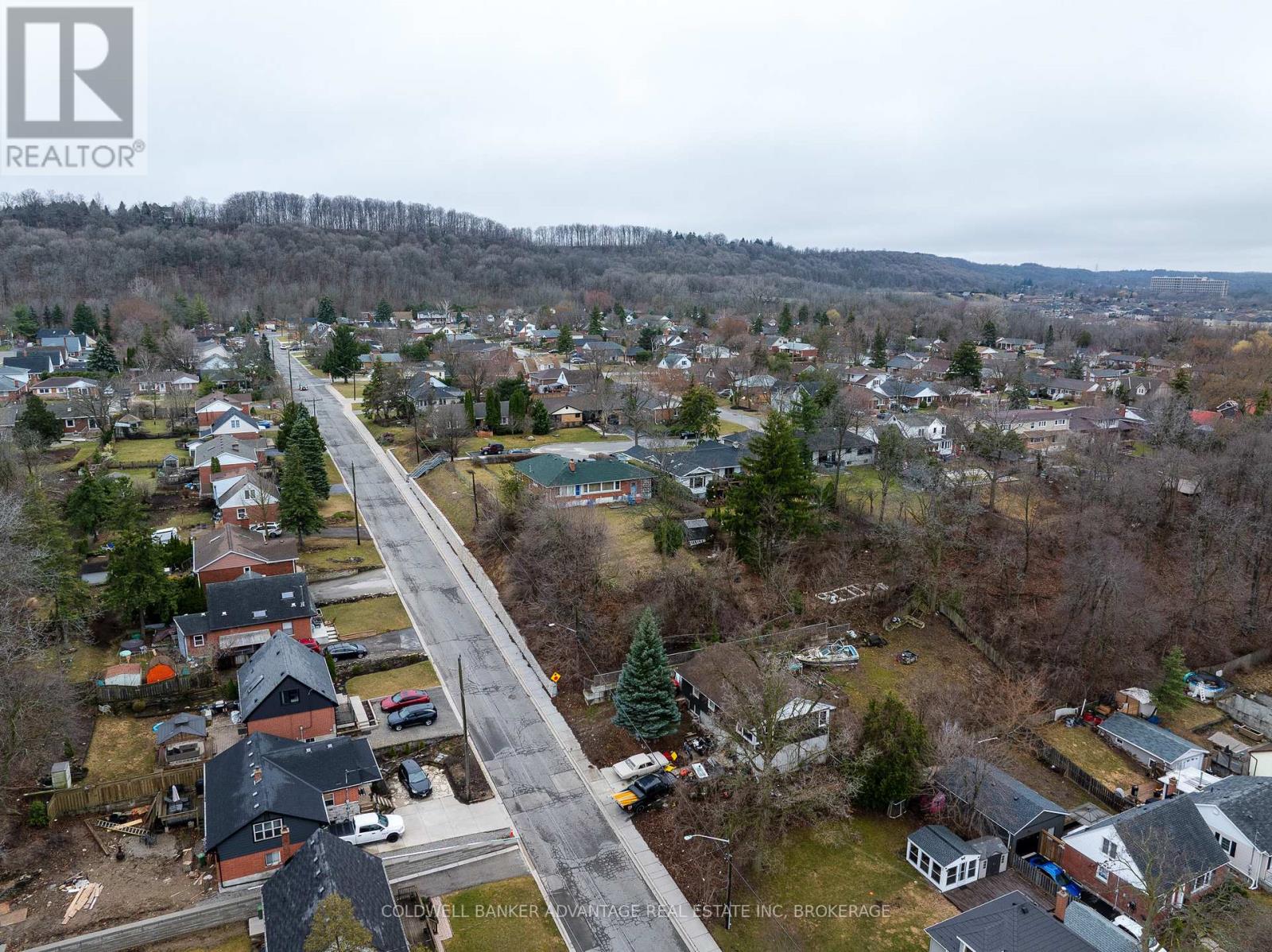 17 Wardrope Avenue, Hamilton, Ontario  L8G 1R9 - Photo 37 - X12475551