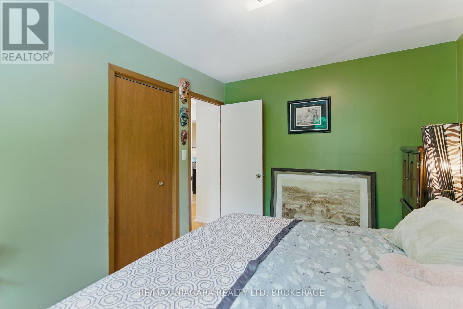 84 Regent Drive, St. Catharines, Ontario  L2M 3L7 - Photo 20 - X12476505