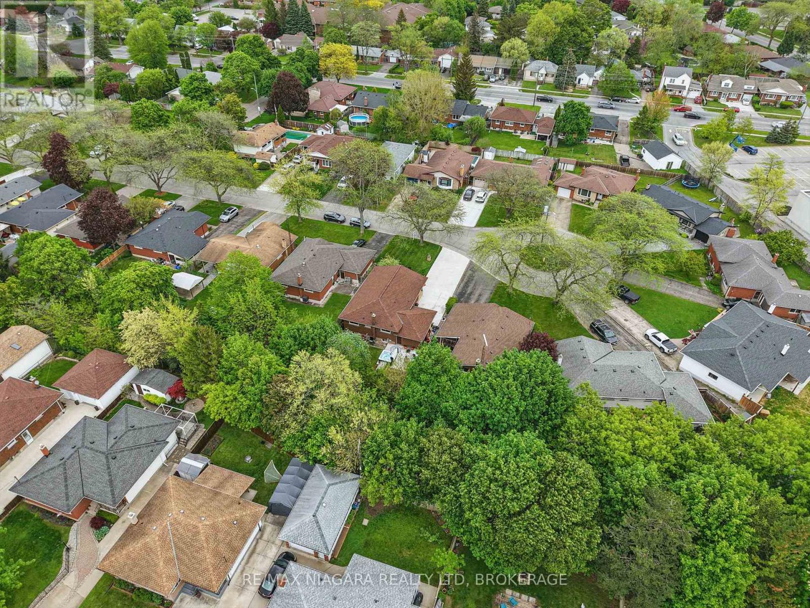 84 Regent Drive, St. Catharines, Ontario  L2M 3L7 - Photo 38 - X12476505