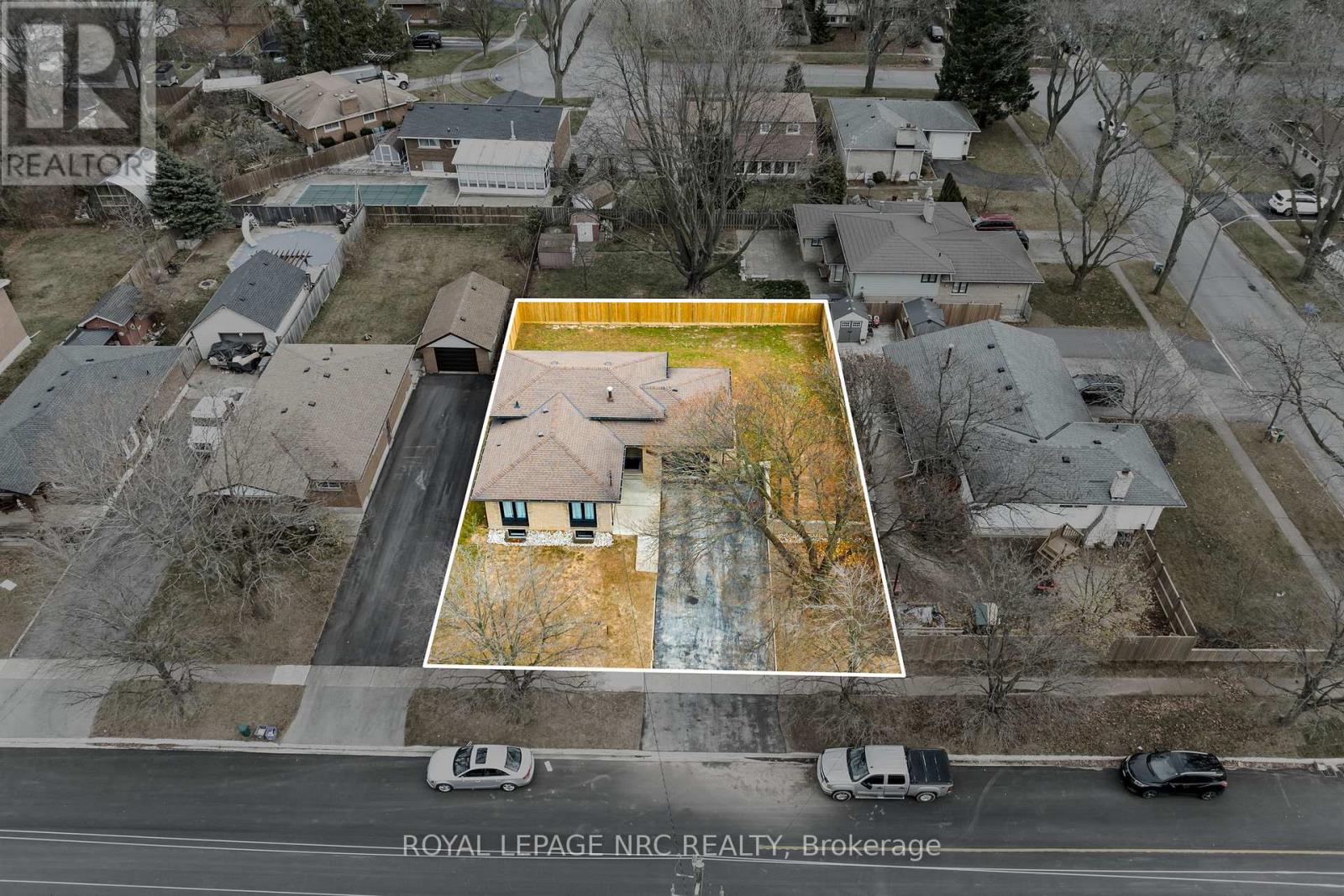 Upper - 4908 Pettit Avenue, Niagara Falls, Ontario  L2E 6L6 - Photo 22 - X12477617