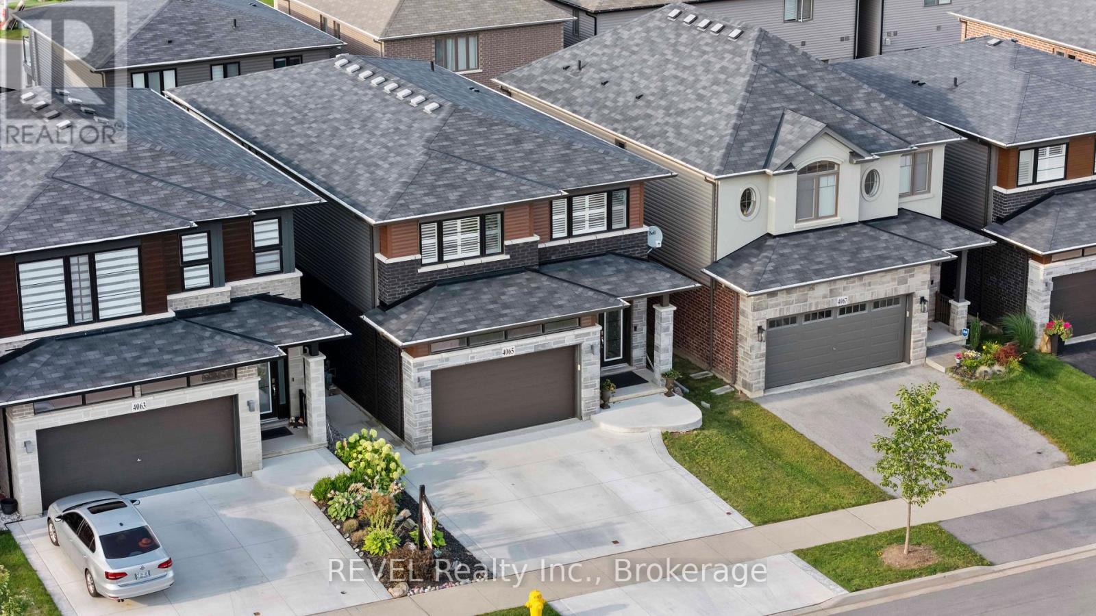 4065 Healing Street, Lincoln, Ontario  L3J 0S4 - Photo 2 - X12478197