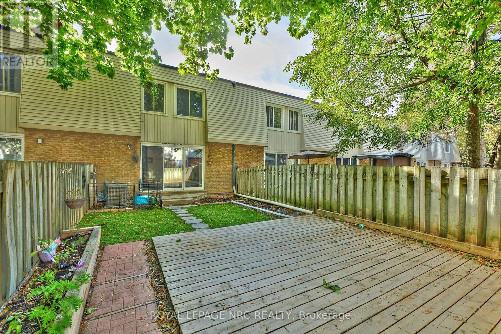 164 - 17 Old Pine Trail, St. Catharines, Ontario  L2M 6P9 - Photo 20 - X12480153