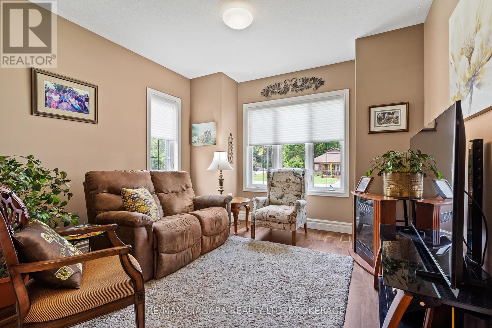 47 Rosemount Avenue, Port Colborne, Ontario  L3K 5P8 - Photo 22 - X12480273