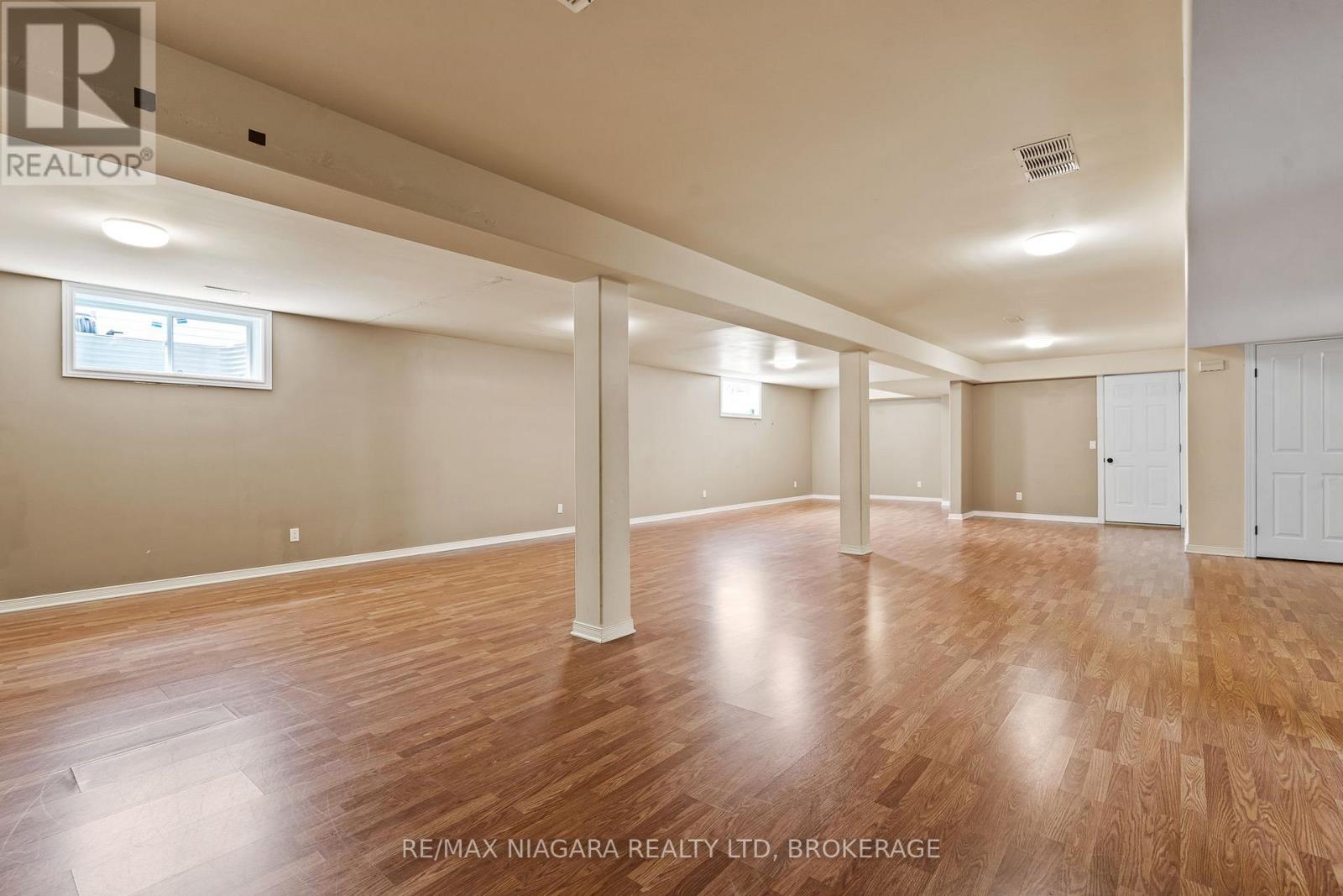 47 Rosemount Avenue, Port Colborne, Ontario  L3K 5P8 - Photo 28 - X12480273