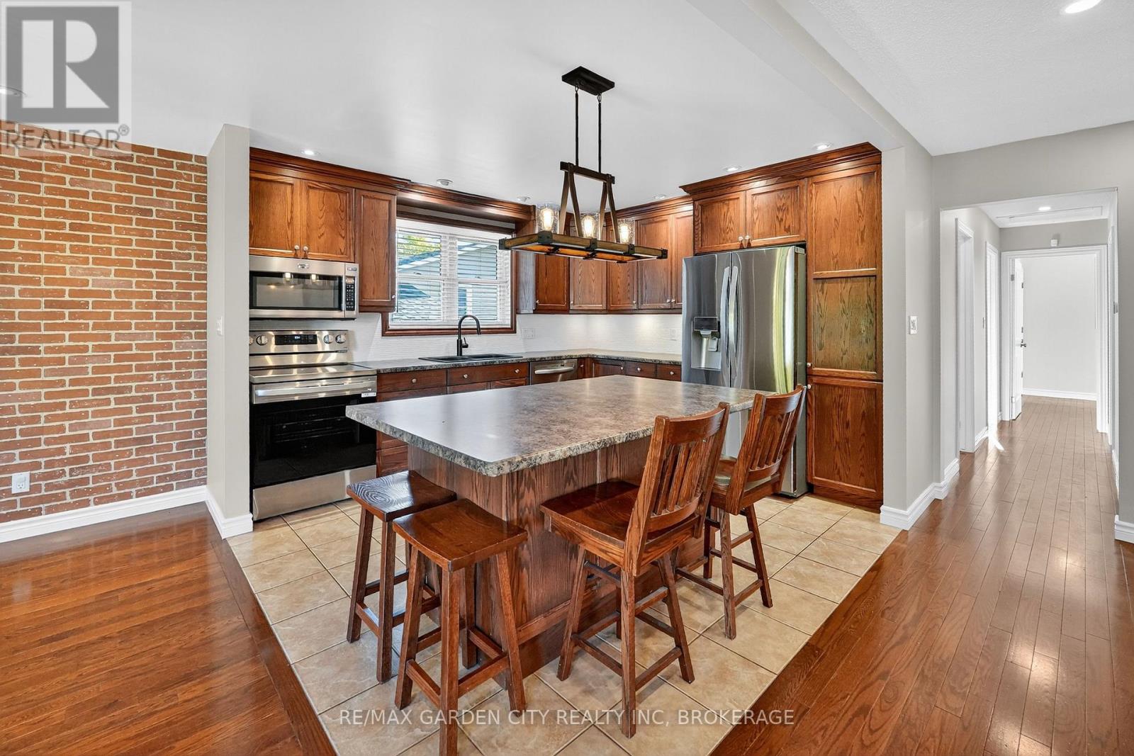 4 Jeanette Drive, St. Catharines, Ontario  L2N 6M4 - Photo 15 - X12480923