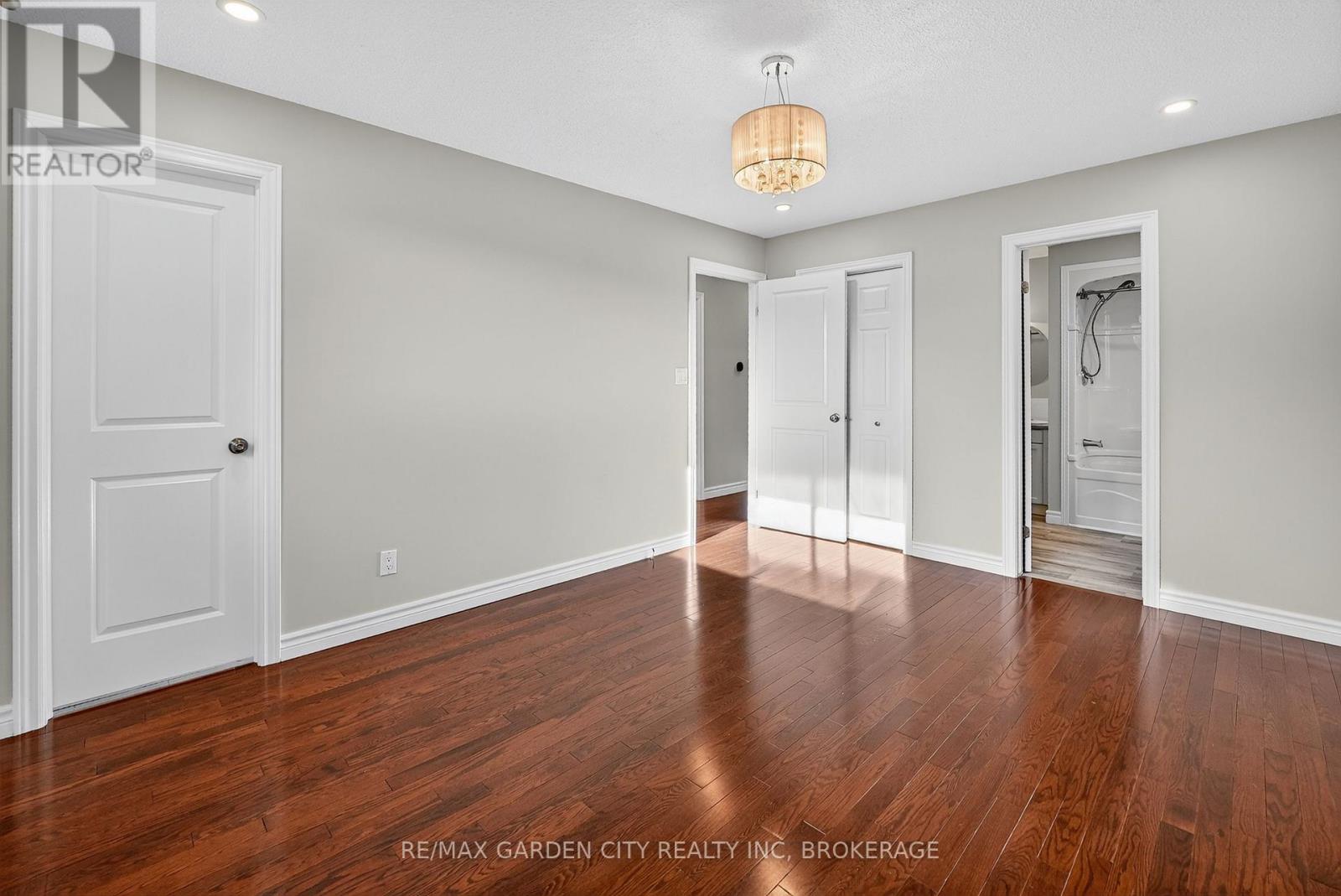 4 Jeanette Drive, St. Catharines, Ontario  L2N 6M4 - Photo 16 - X12480923