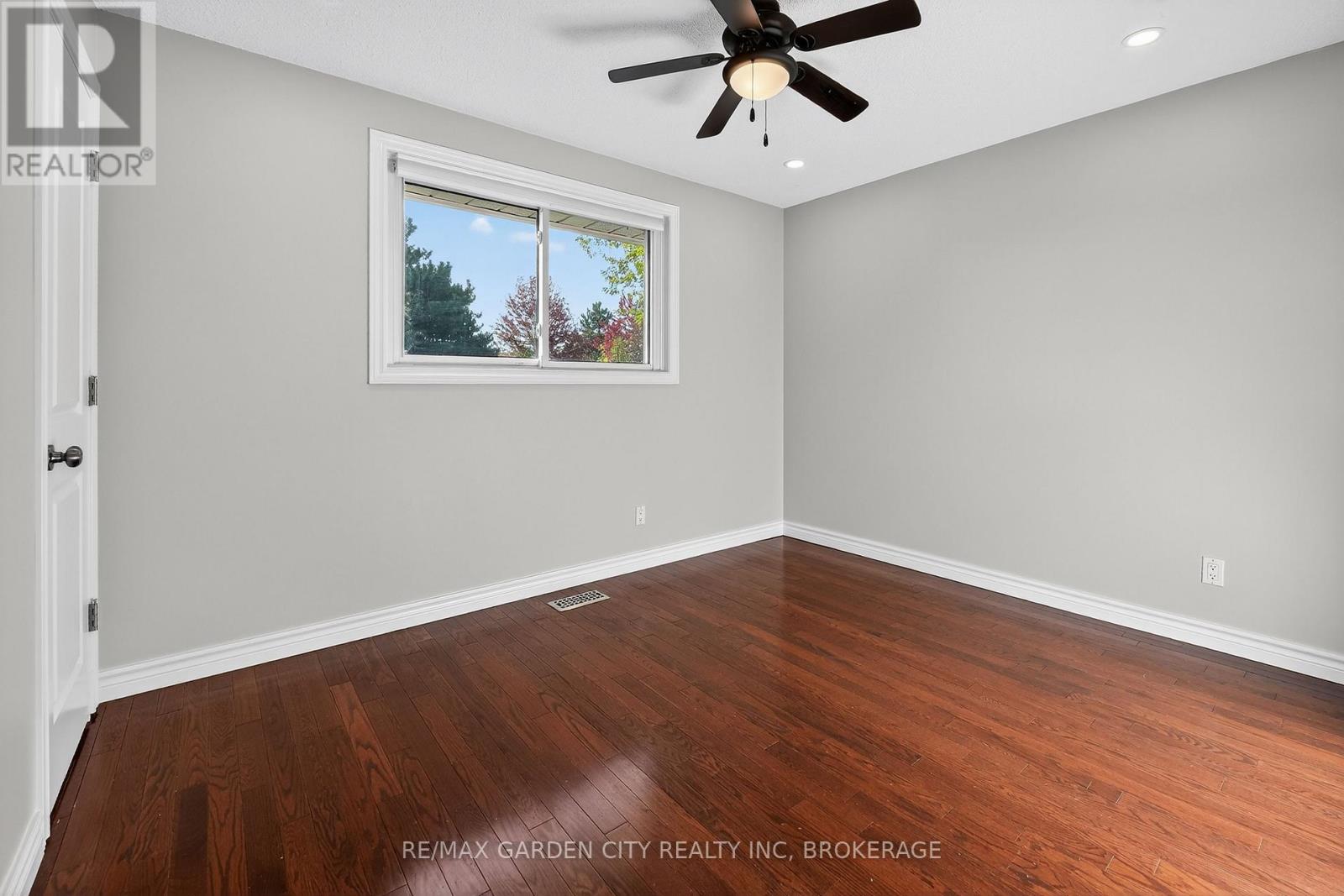 4 Jeanette Drive, St. Catharines, Ontario  L2N 6M4 - Photo 21 - X12480923