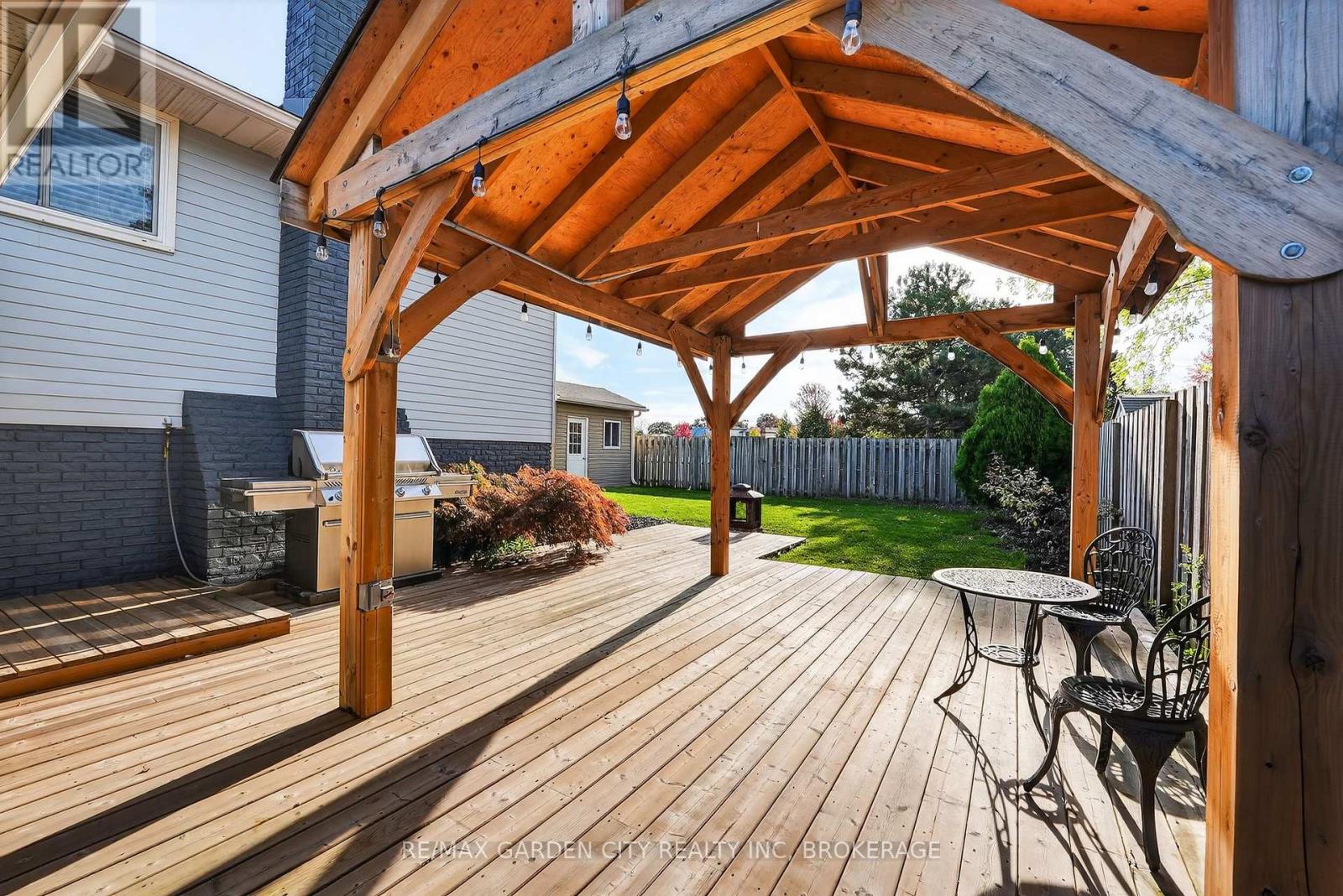 4 Jeanette Drive, St. Catharines, Ontario  L2N 6M4 - Photo 37 - X12480923