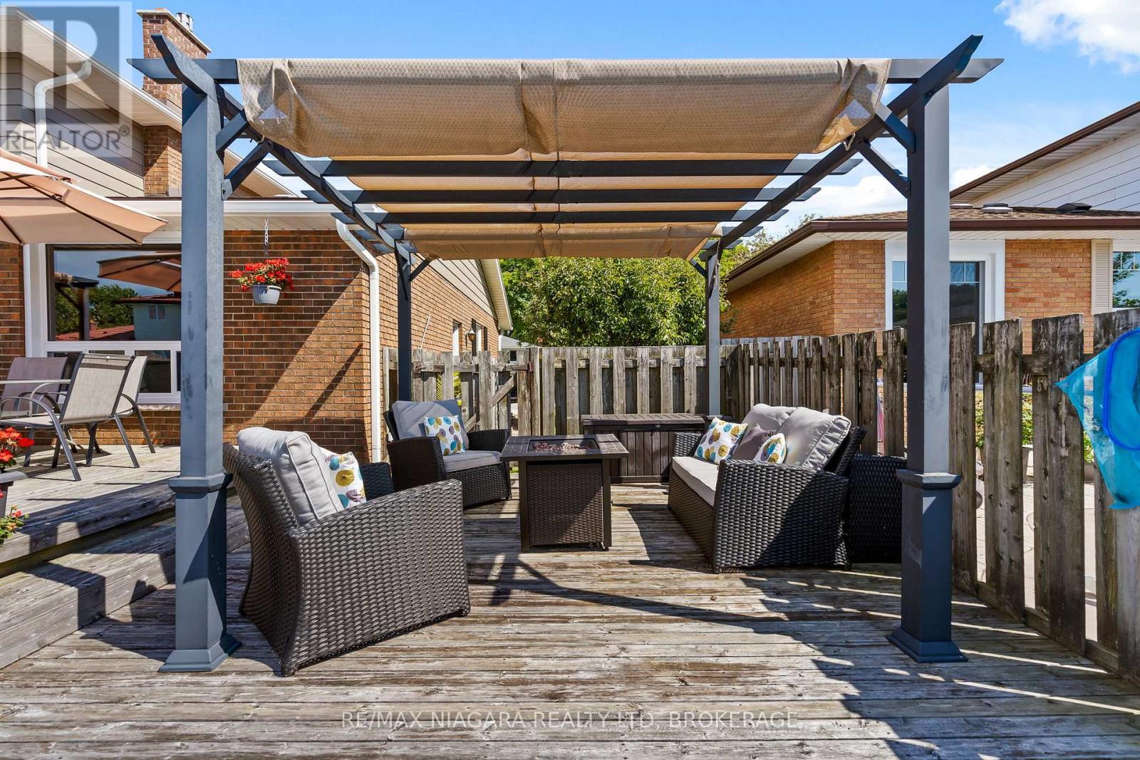 40 Gaspare Drive, Port Colborne, Ontario  L3K 2V2 - Photo 11 - X12481173