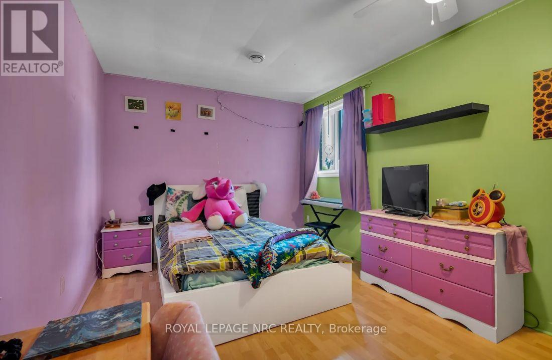 242 West Side Road, Port Colborne, Ontario  L3K 5K9 - Photo 10 - X12481229