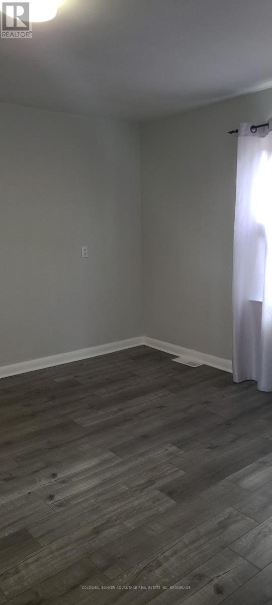 14 Albert Street, Welland, Ontario  L3B 4L2 - Photo 14 - X12482878