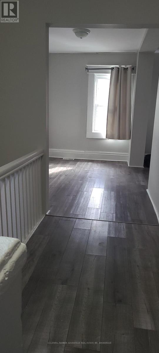 14 Albert Street, Welland, Ontario  L3B 4L2 - Photo 15 - X12482878